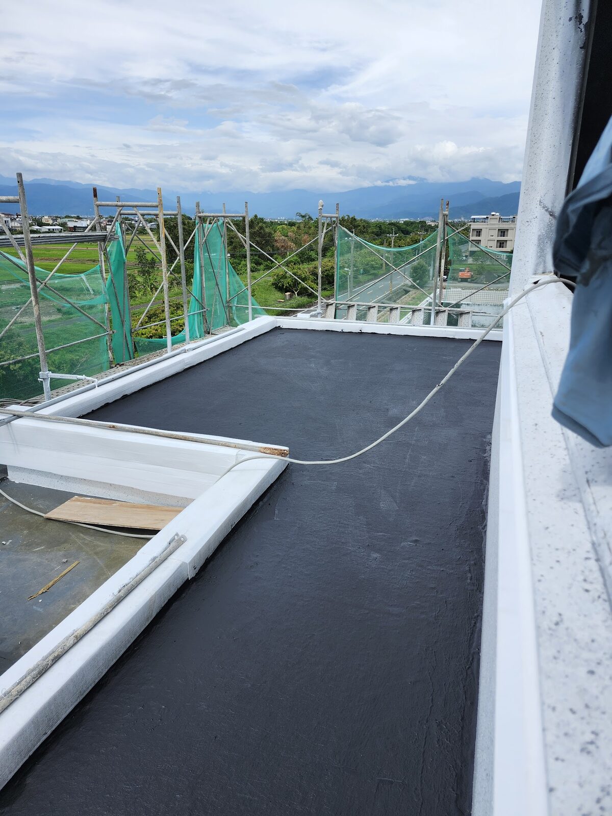 屋頂 PU 防水塗膜工程